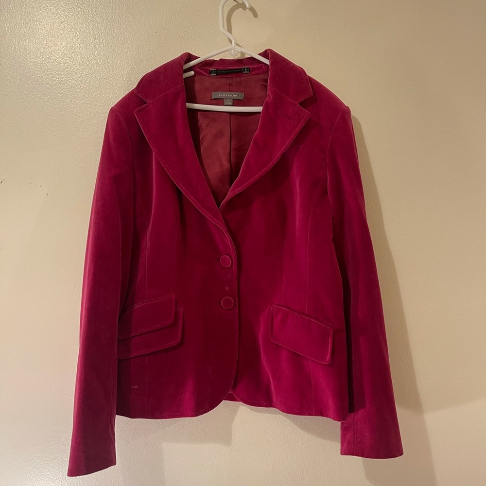 Ann Taylor Velvet Reddish Pink Color Blazer Size 6